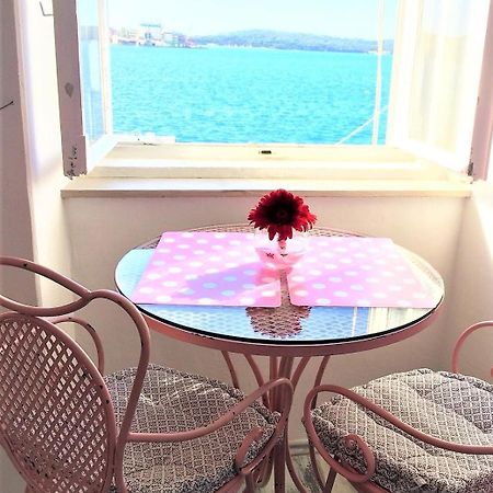 Main Square Apartments With Sea View PUY 외부 사진
