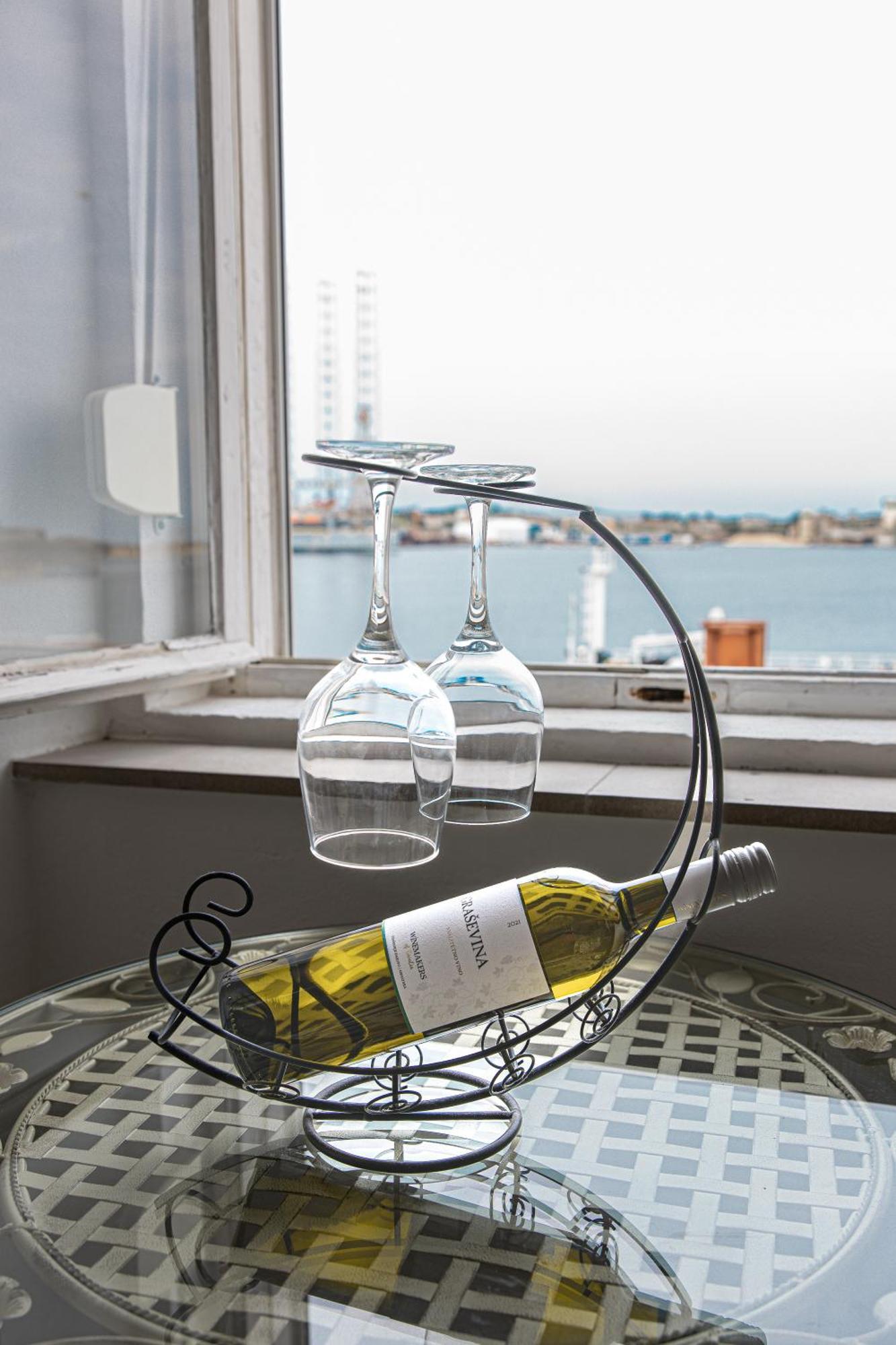 Main Square Apartments With Sea View PUY 외부 사진